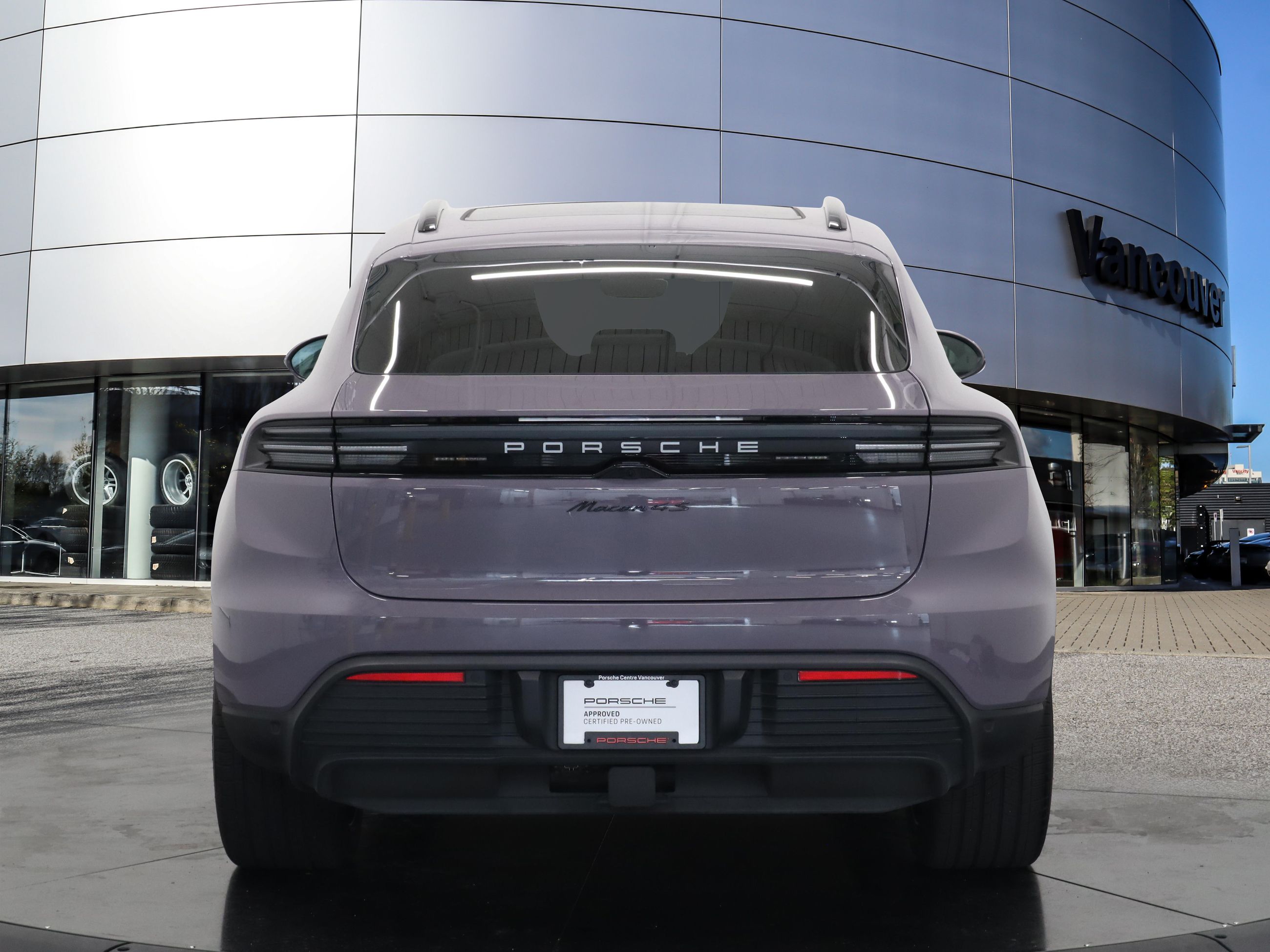 Porsche Macan  2025 à Vancouver, Colombie-Britannique