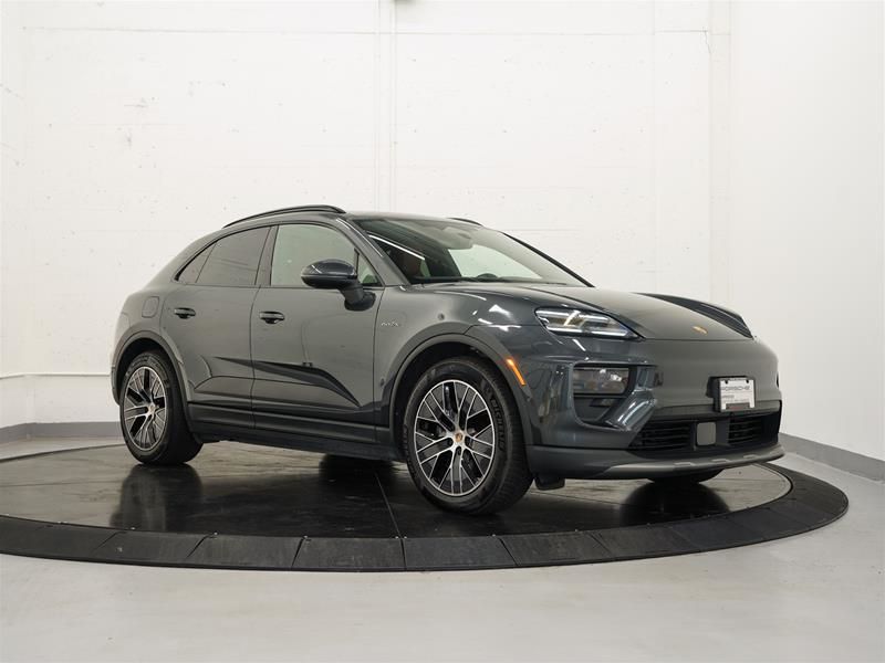 2025 Porsche Macan in Vancouver, British Columbia