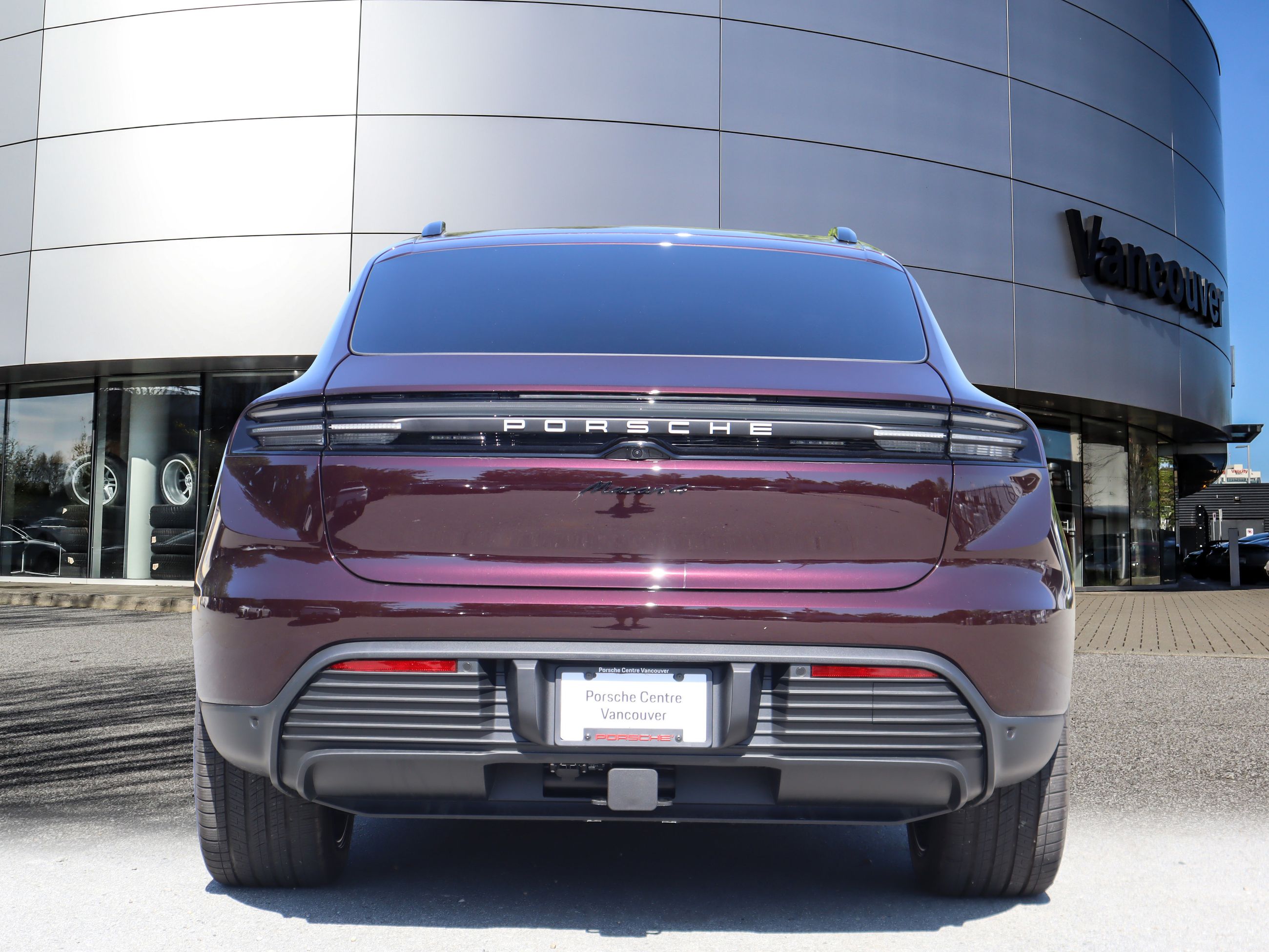 Porsche Macan  2025 à Vancouver, Colombie-Britannique