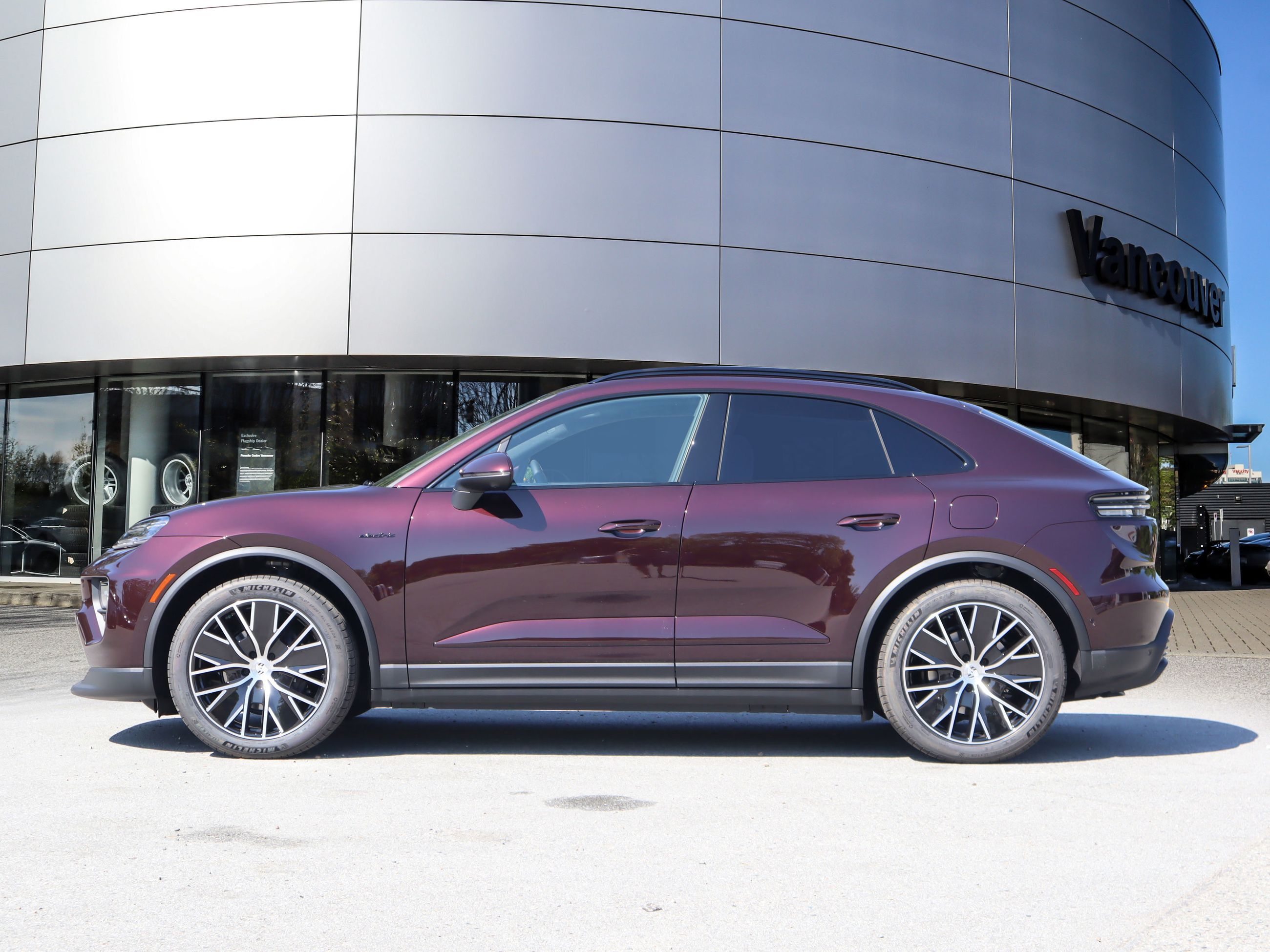 Porsche Macan  2025 à Vancouver, Colombie-Britannique