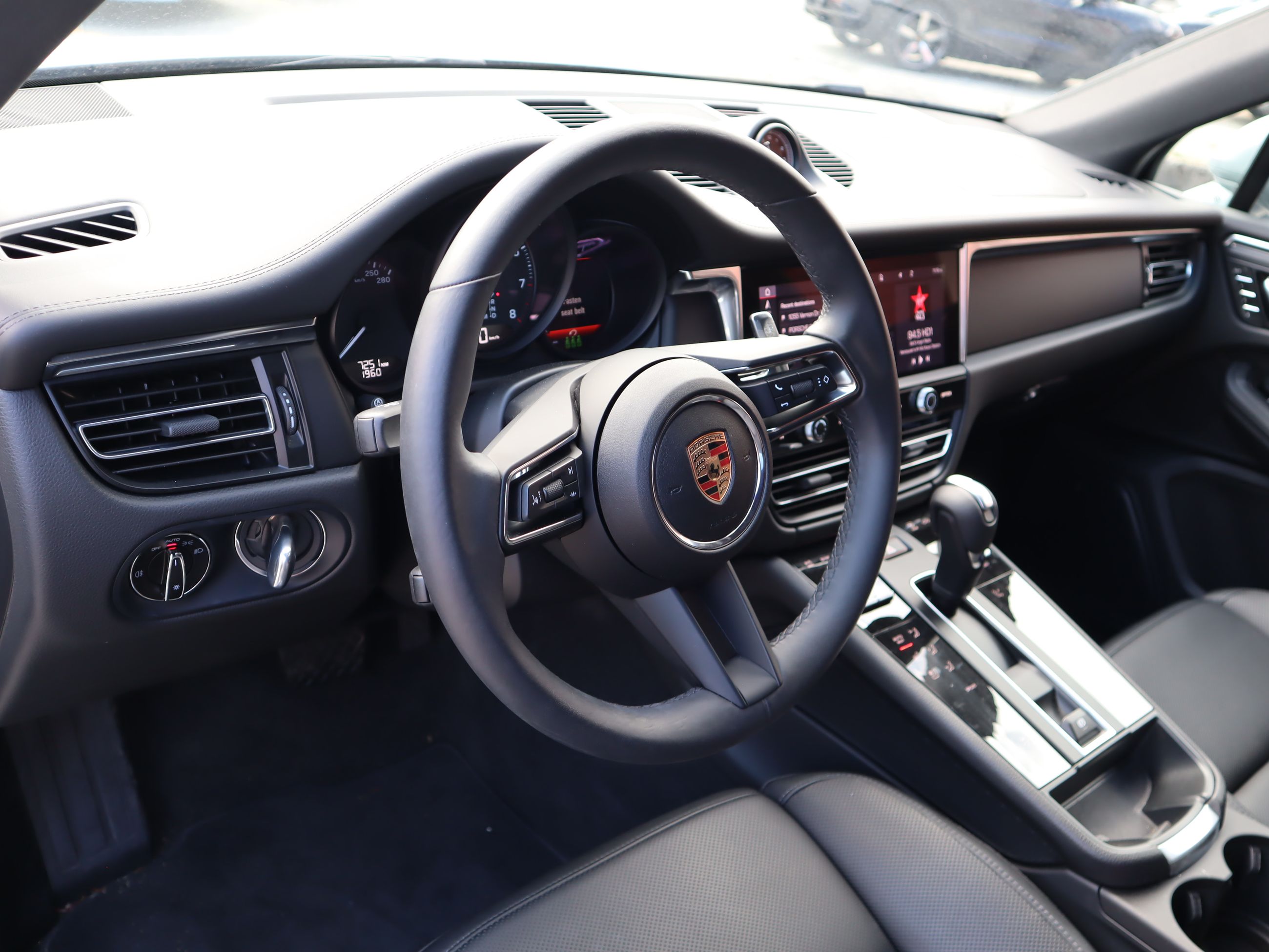 2025 Porsche Macan in Vancouver, British Columbia