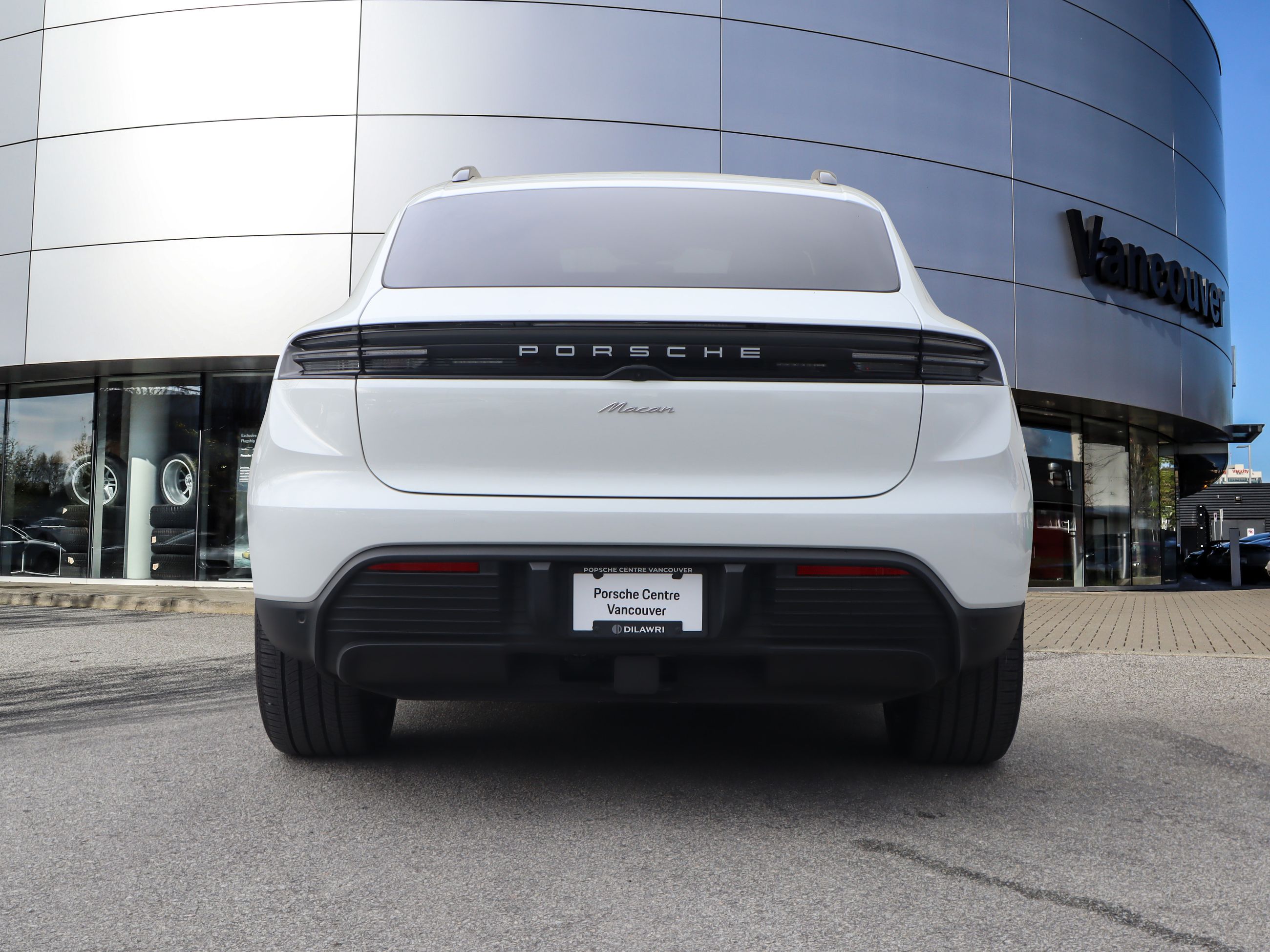 Porsche Macan  2025 à Vancouver, Colombie-Britannique