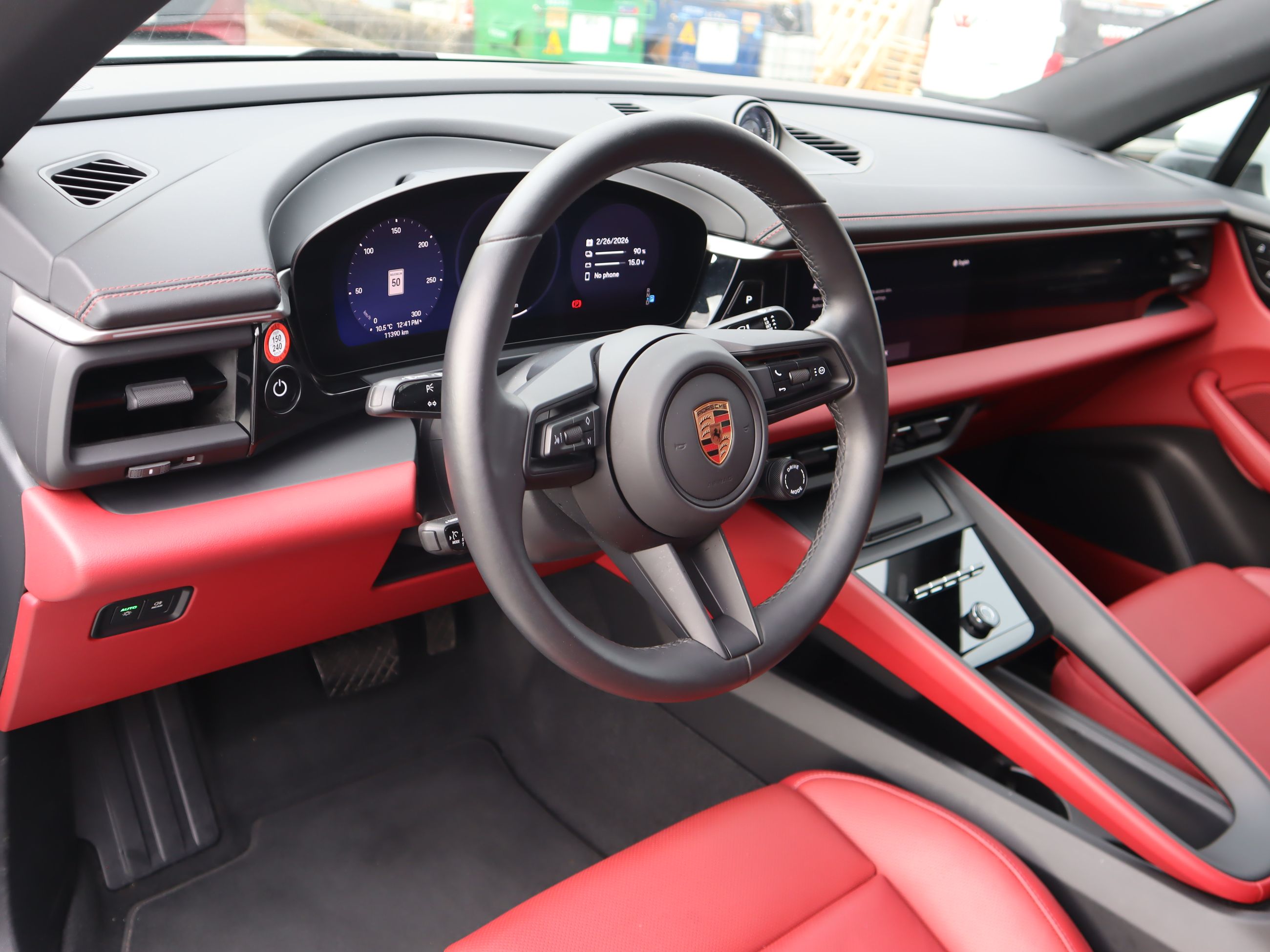 Porsche Macan  2025 à Vancouver, Colombie-Britannique