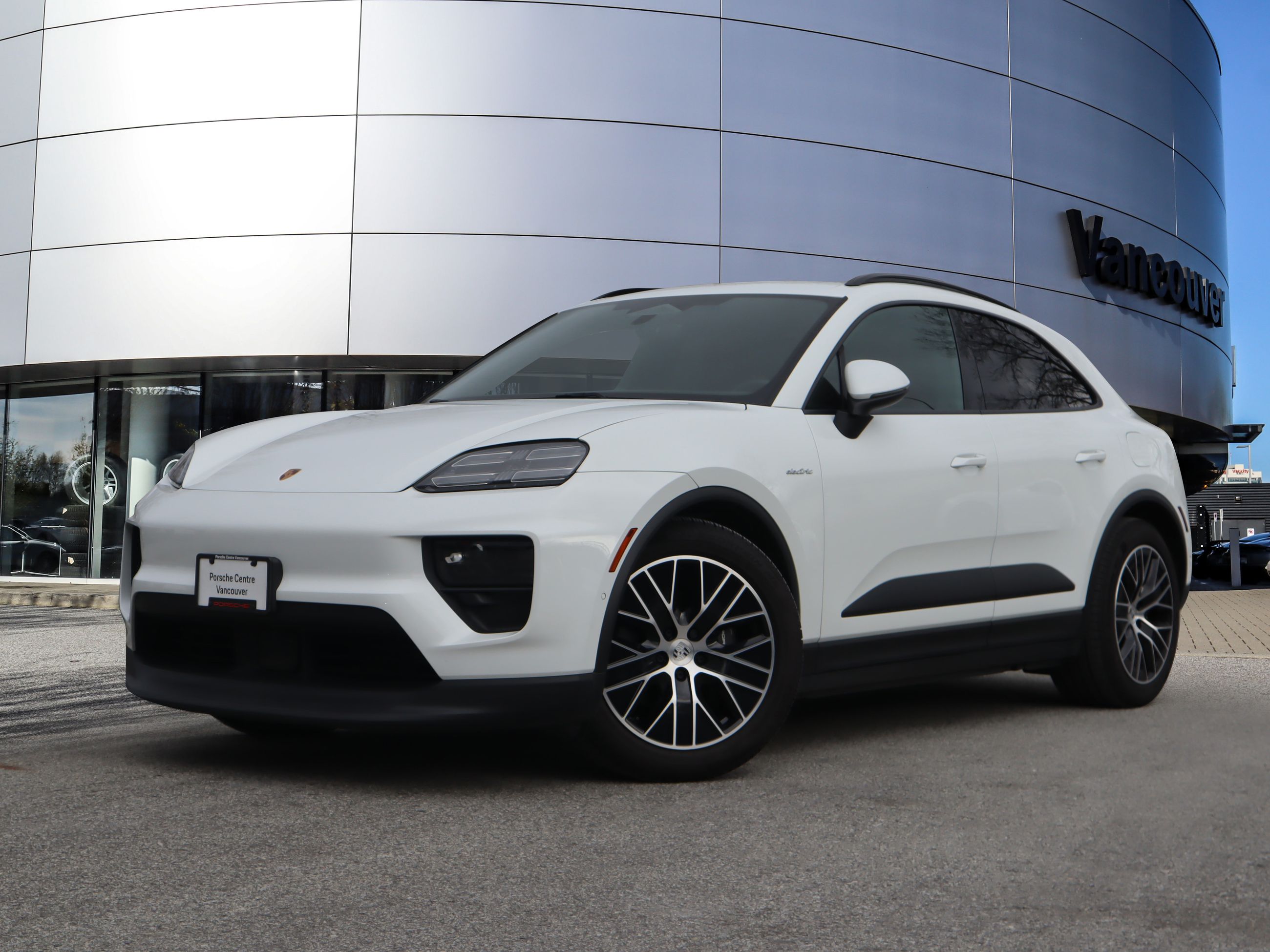 Porsche Macan  2025 à Vancouver, Colombie-Britannique