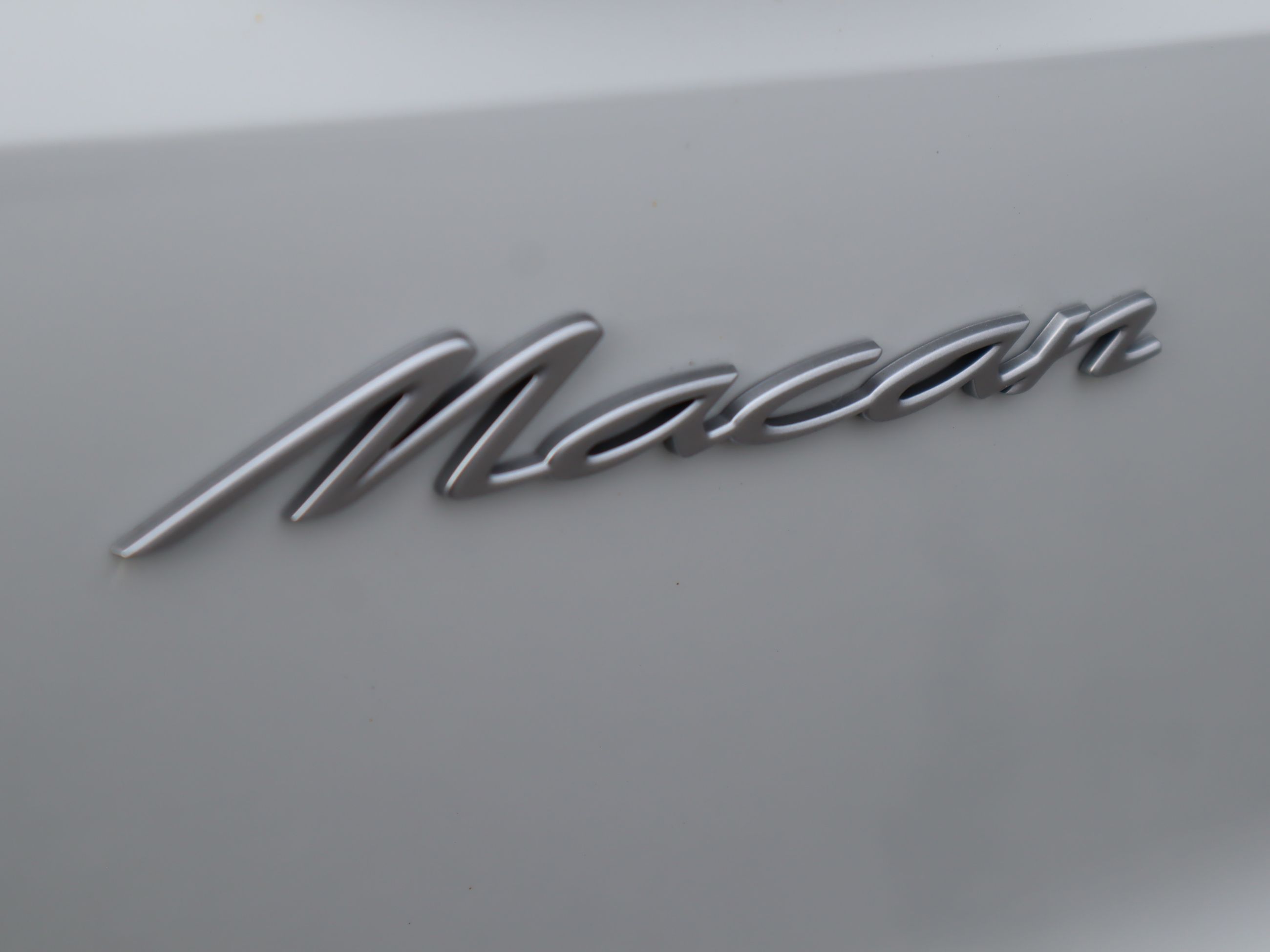 Porsche Macan  2025 à Vancouver, Colombie-Britannique