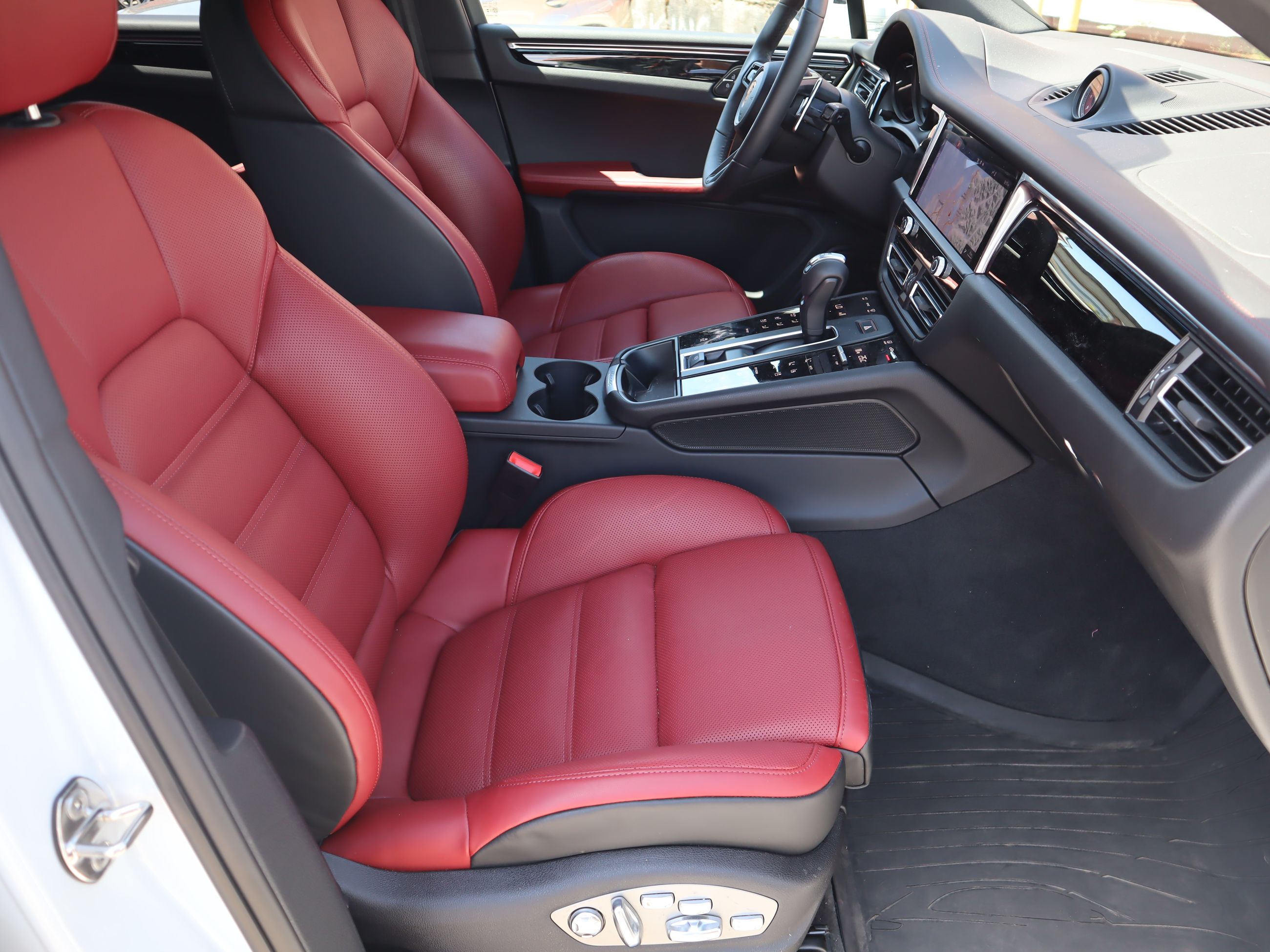 Porsche Macan  2026 à Vancouver, Colombie-Britannique