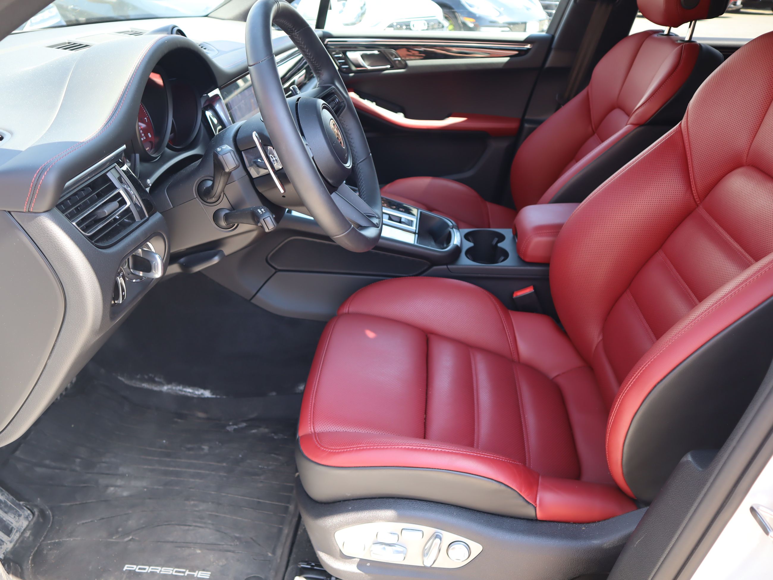 Porsche Macan  2026 à Vancouver, Colombie-Britannique