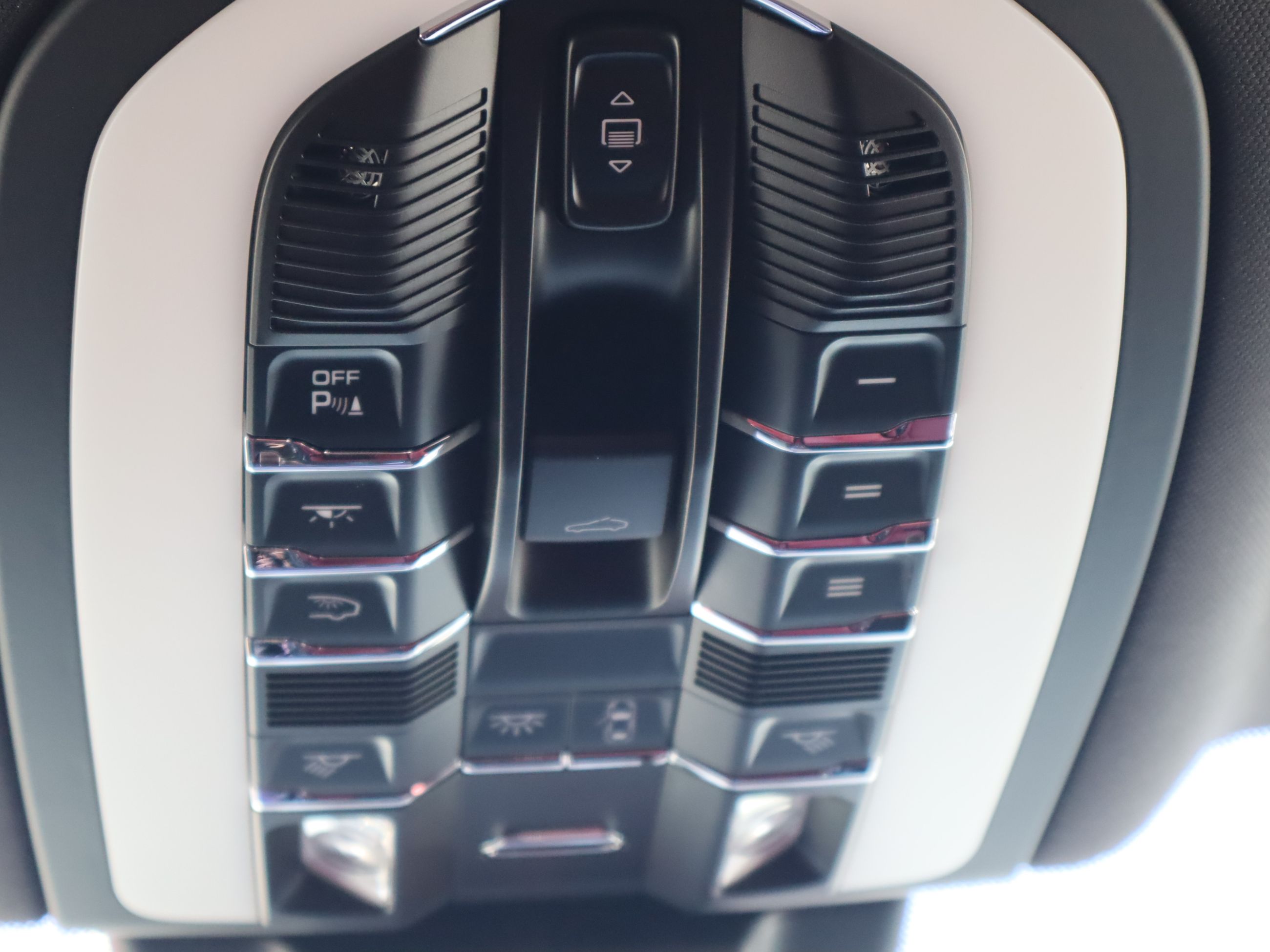 Porsche Macan  2026 à Vancouver, Colombie-Britannique