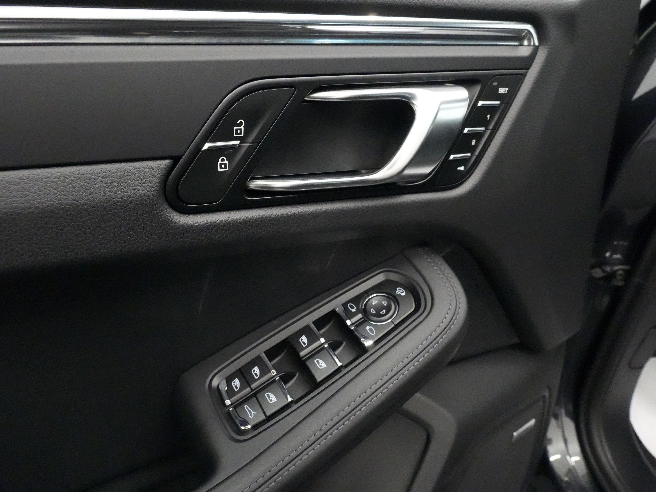Porsche Macan  2026 à Vancouver, Colombie-Britannique