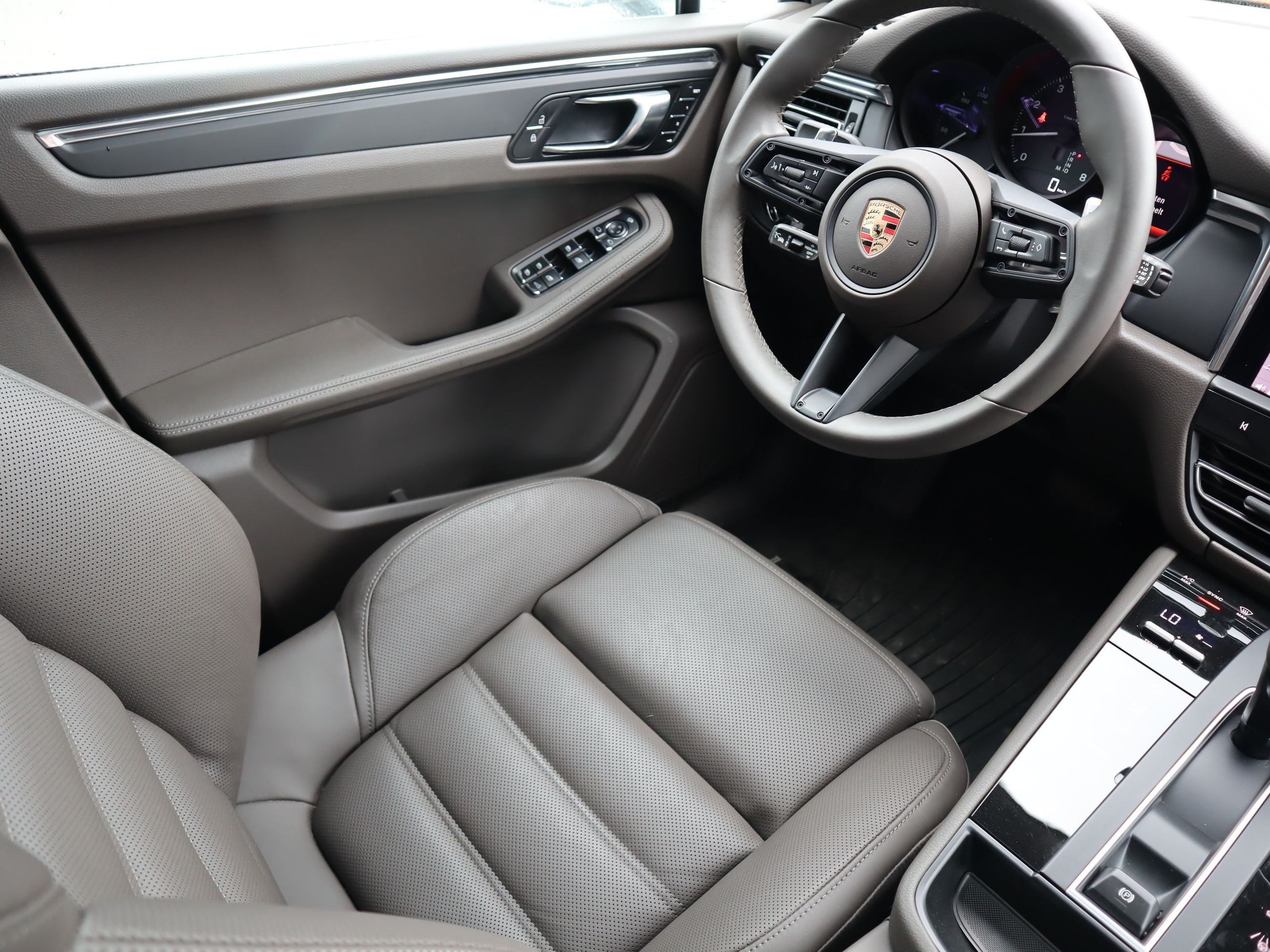 Porsche Macan  2026 à Vancouver, Colombie-Britannique