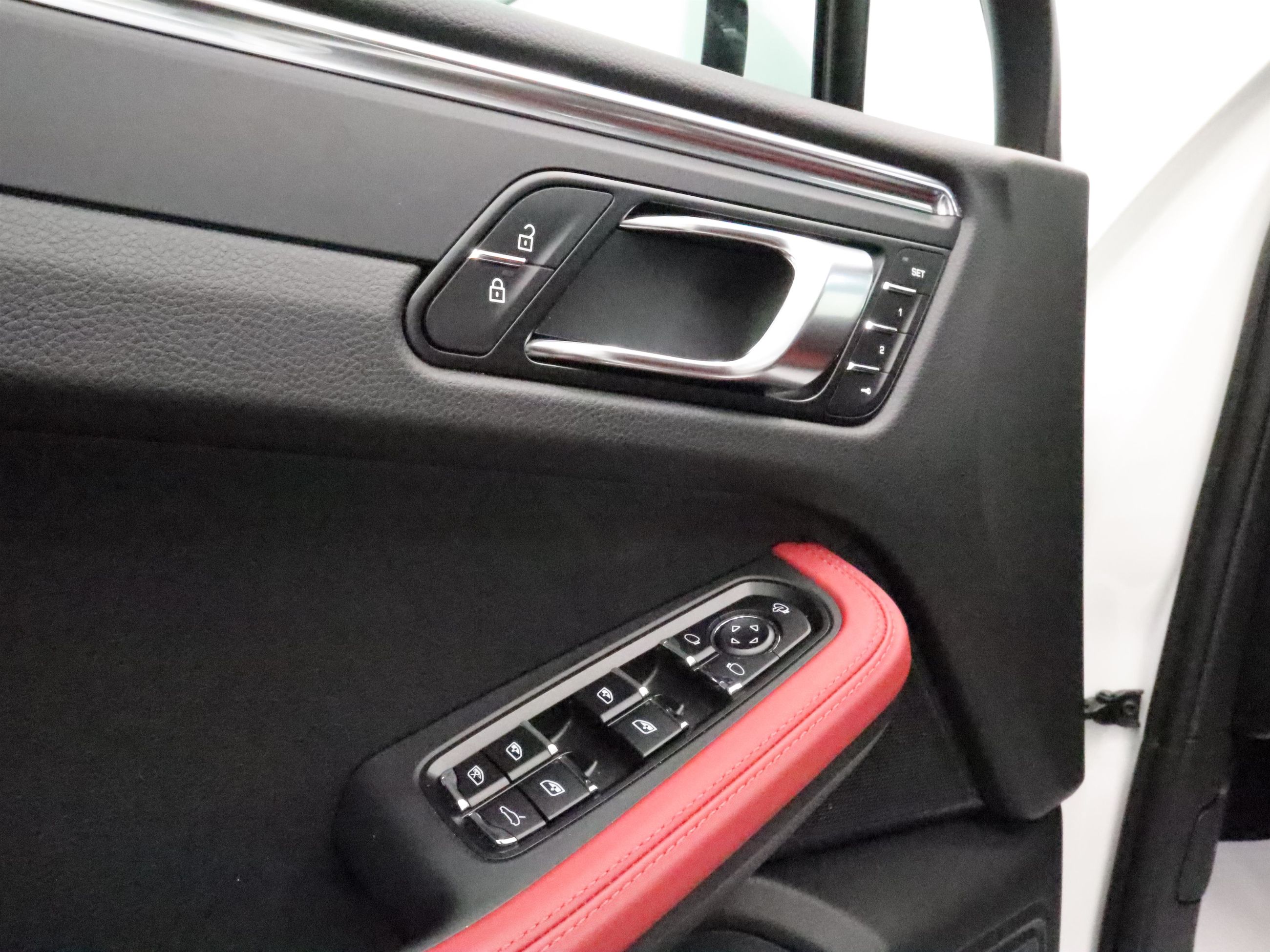 Porsche Macan  2026 à Vancouver, Colombie-Britannique