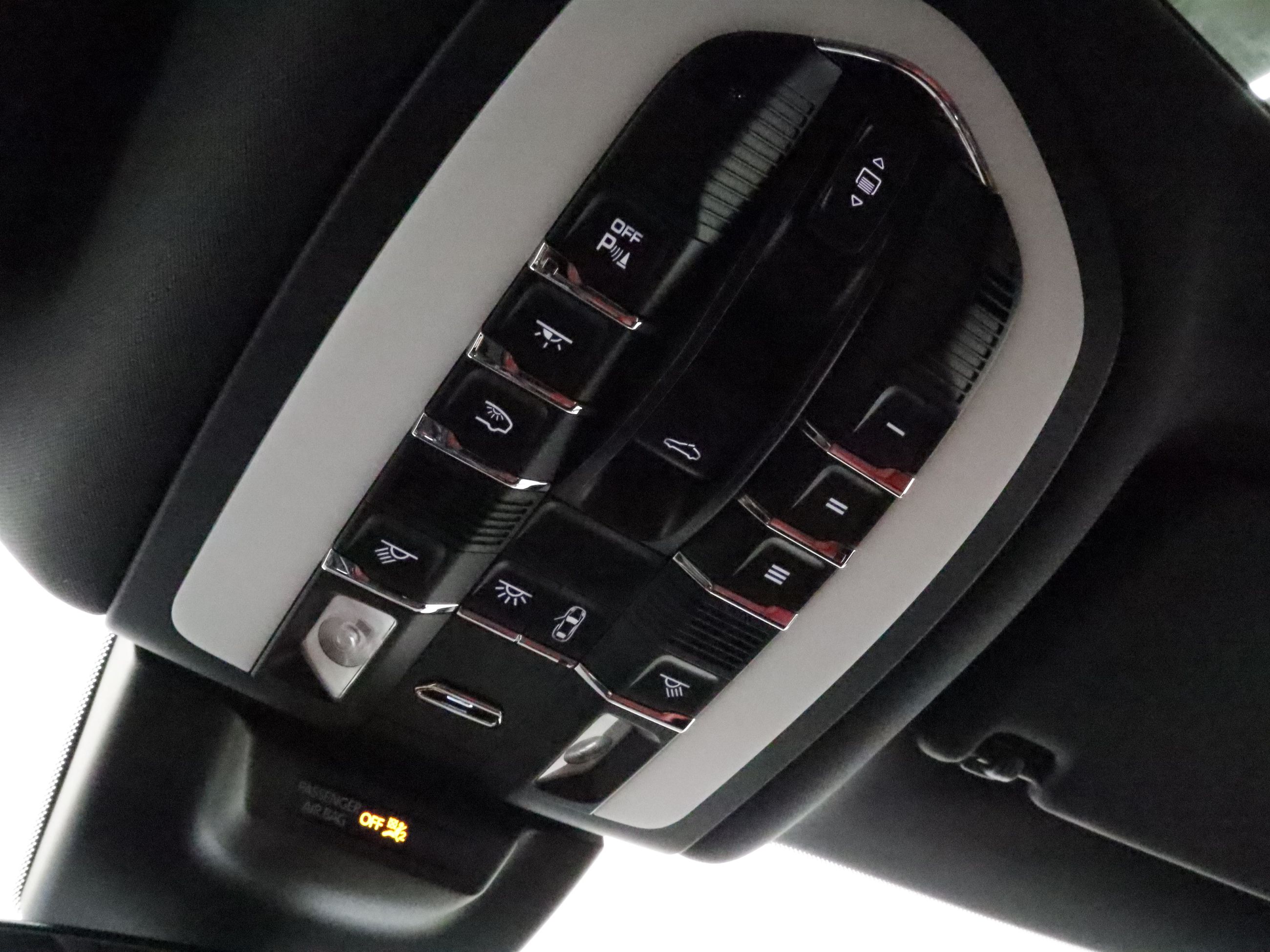 Porsche Macan  2026 à Vancouver, Colombie-Britannique