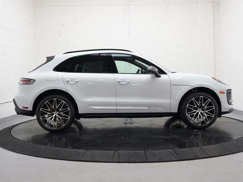 Porsche Macan  2026 à Vancouver, Colombie-Britannique