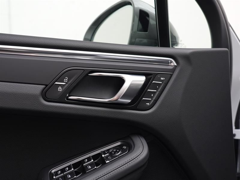 Porsche Macan  2026 à Vancouver, Colombie-Britannique