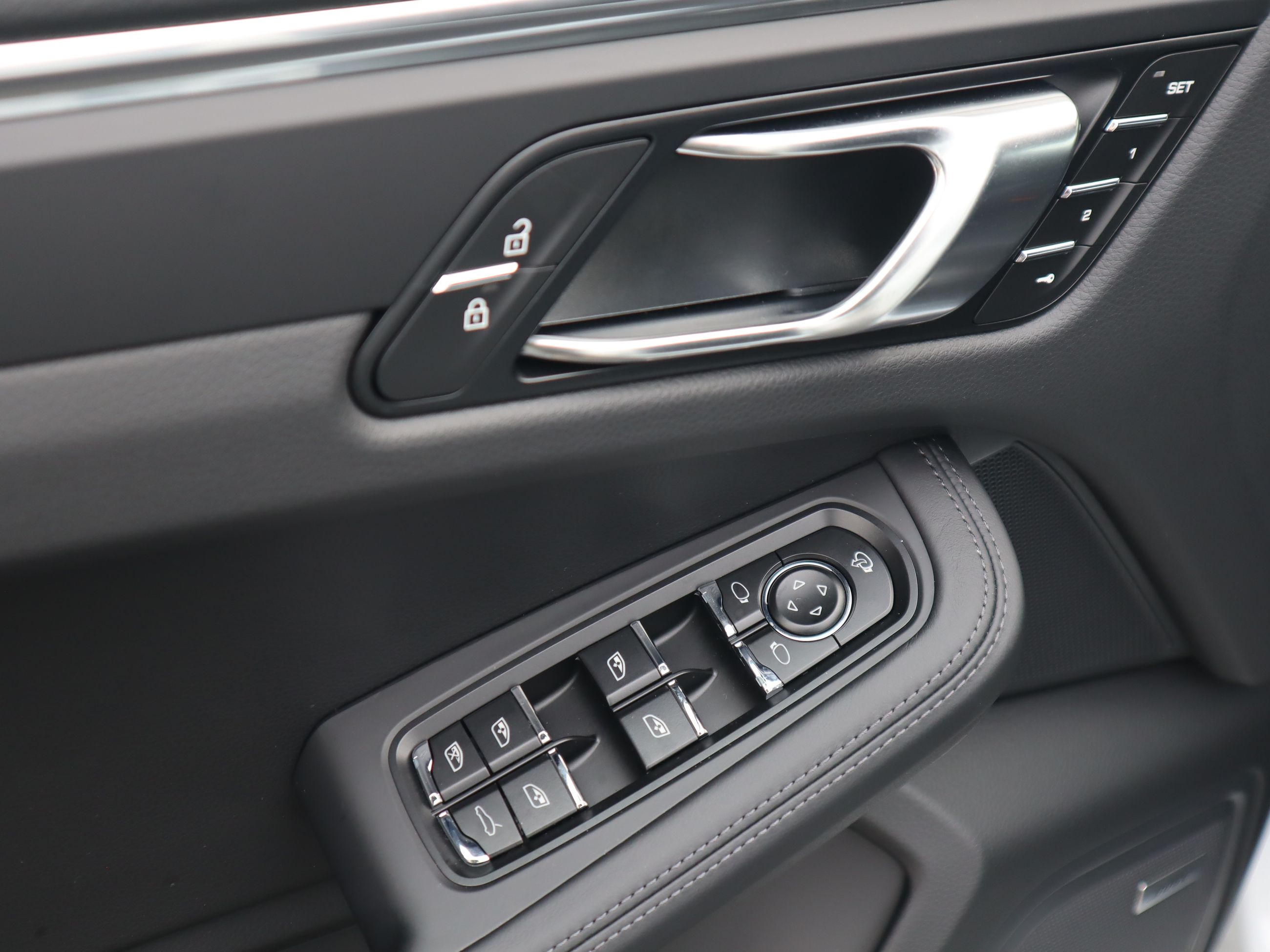 2026 Porsche Macan in Vancouver, British Columbia