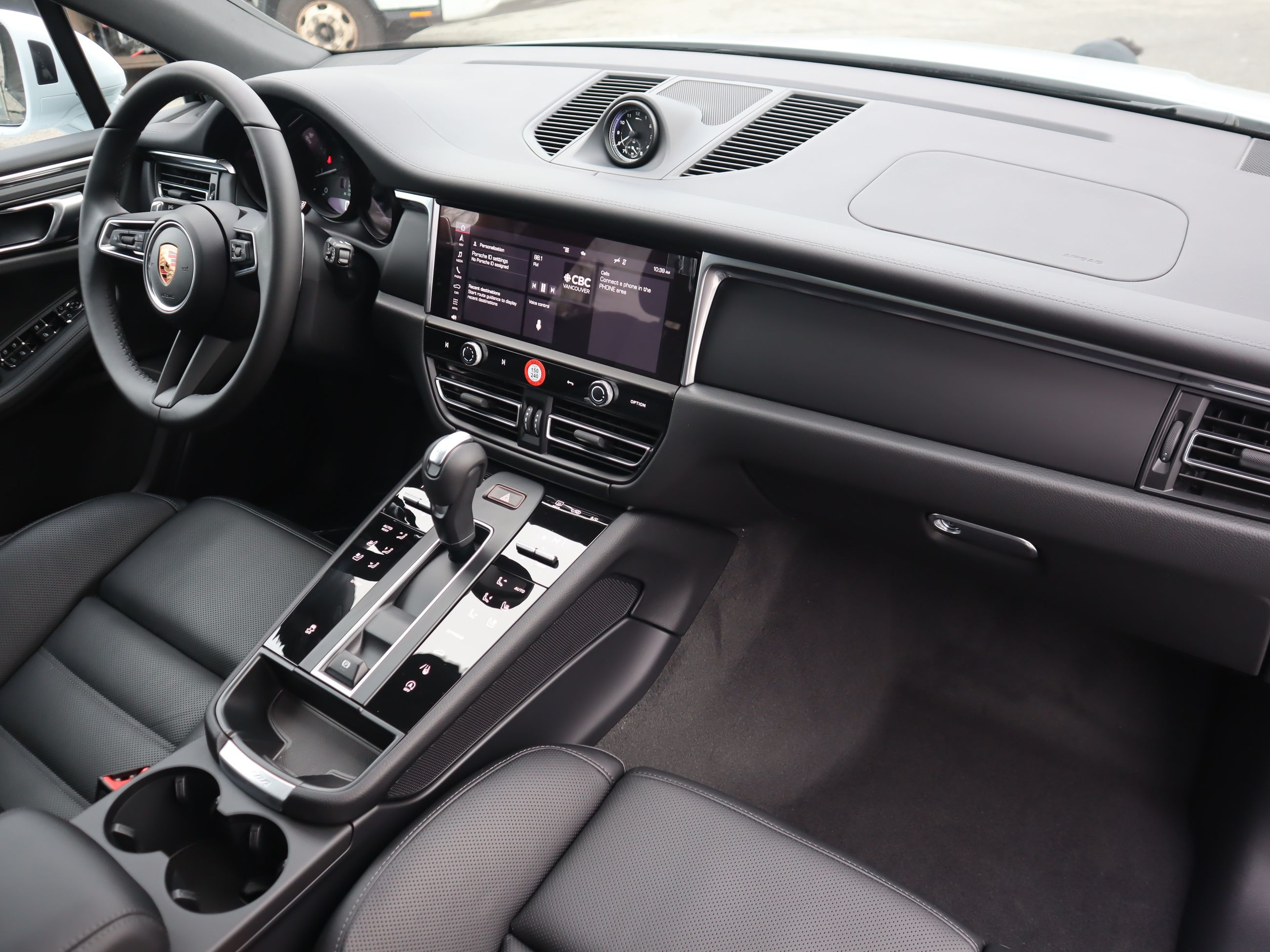2026 Porsche Macan in Vancouver, British Columbia