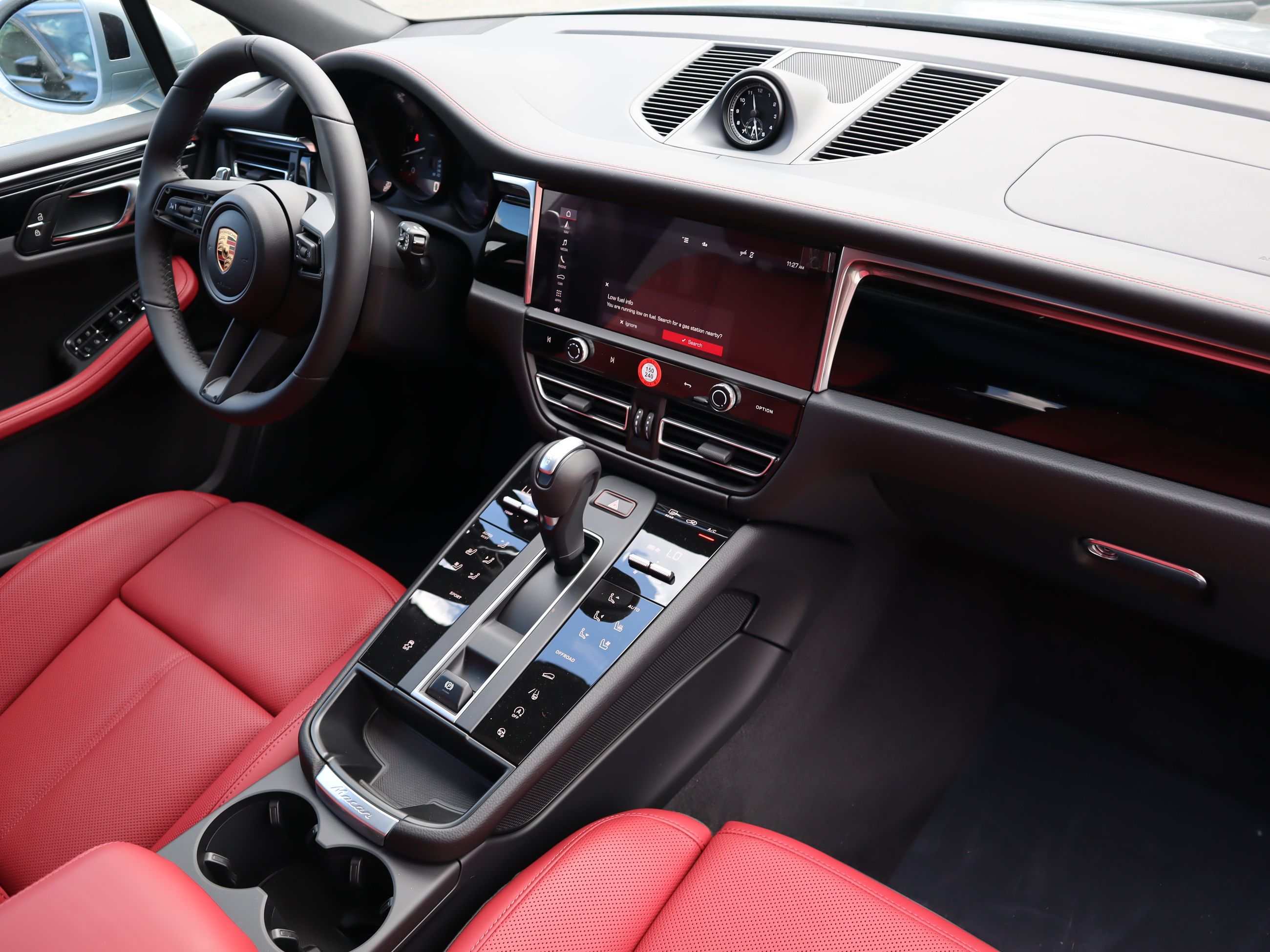 Porsche Macan  2026 à Vancouver, Colombie-Britannique