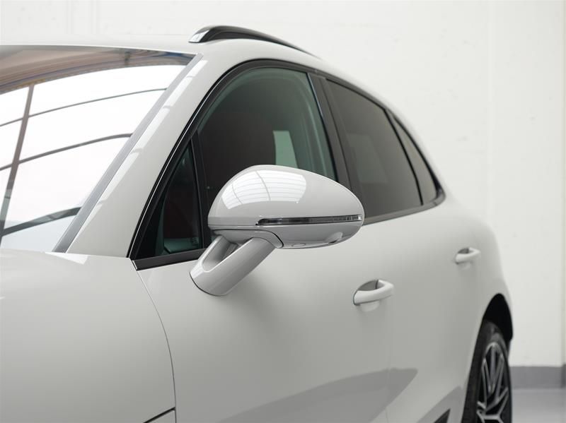 2026 Porsche Macan in Vancouver, British Columbia