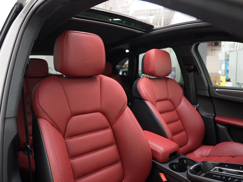 2026 Porsche Macan in Vancouver, British Columbia