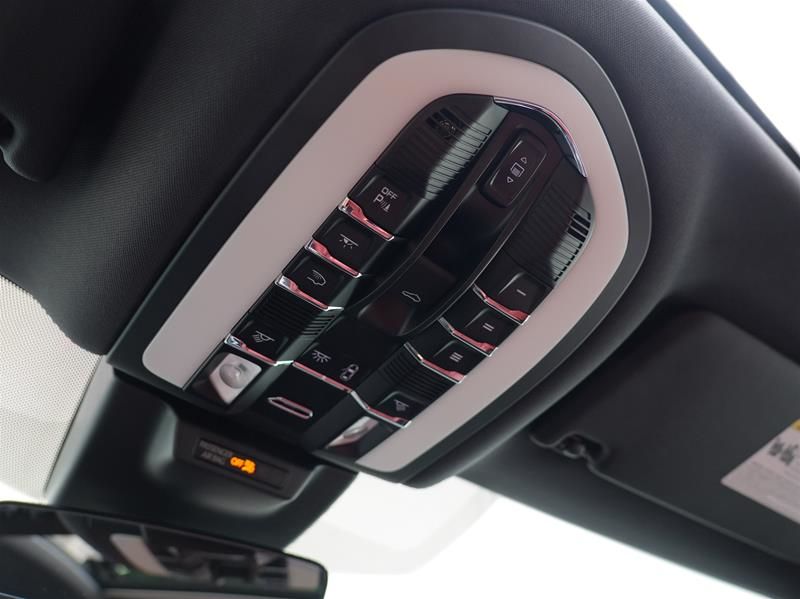 2026 Porsche Macan in Vancouver, British Columbia