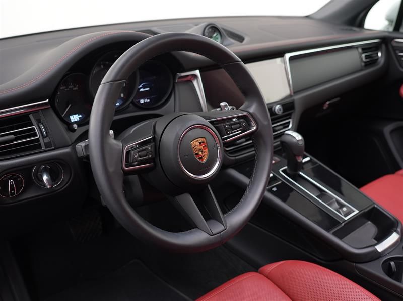 2026 Porsche Macan in Vancouver, British Columbia