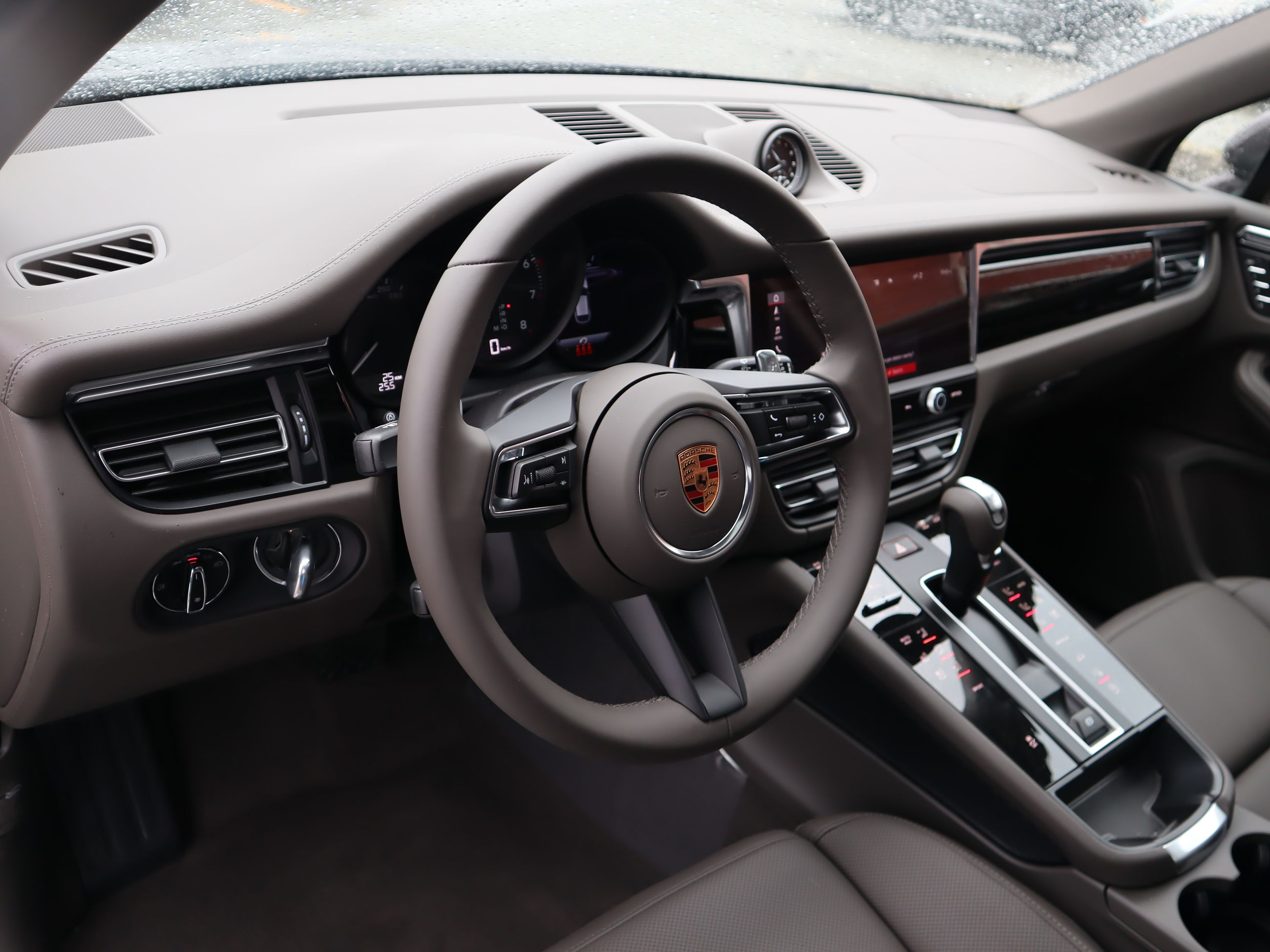Porsche Macan  2026 à Vancouver, Colombie-Britannique
