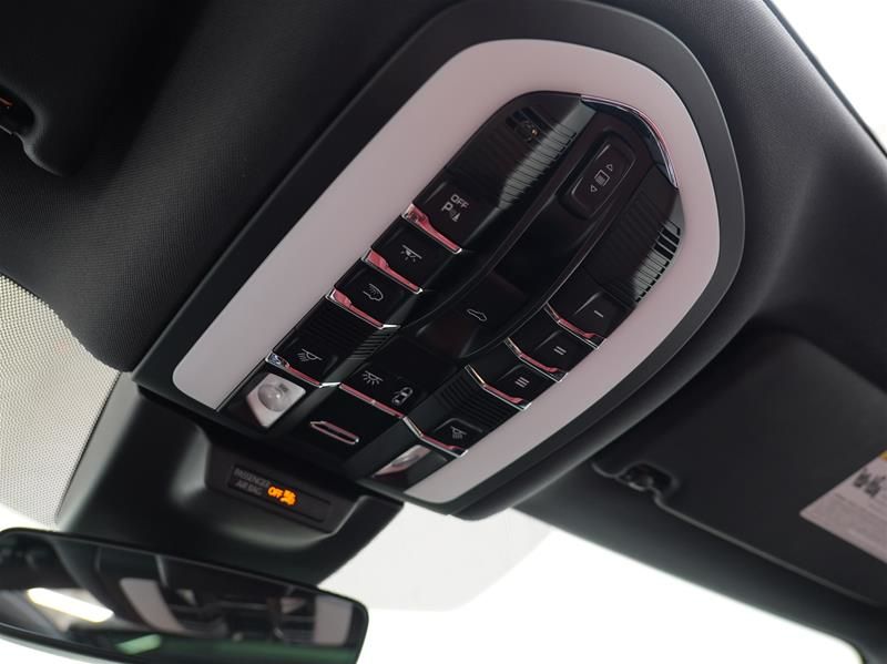 Porsche Macan  2026 à Vancouver, Colombie-Britannique