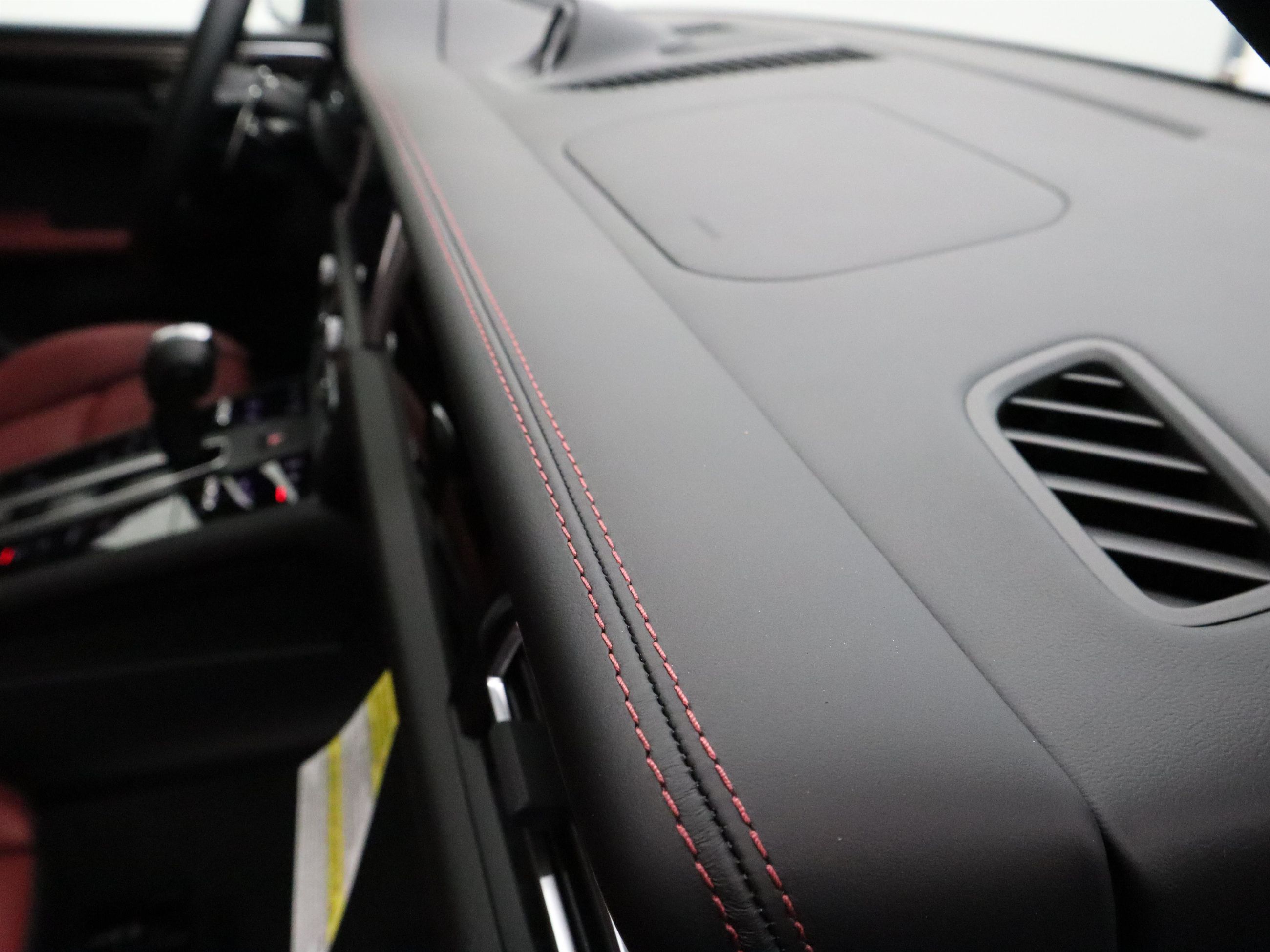 2026 Porsche Macan in Vancouver, British Columbia