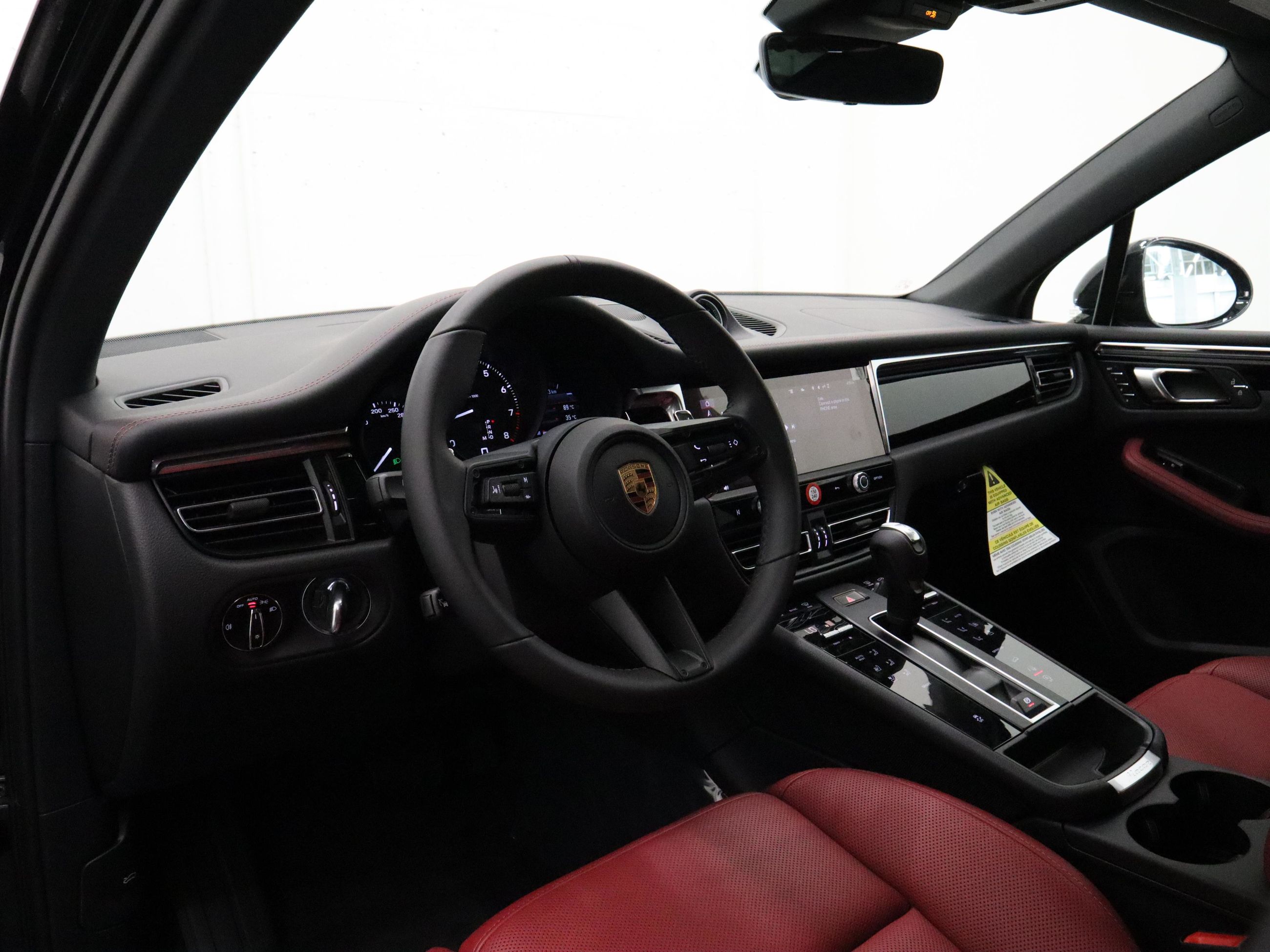2026 Porsche Macan in Vancouver, British Columbia