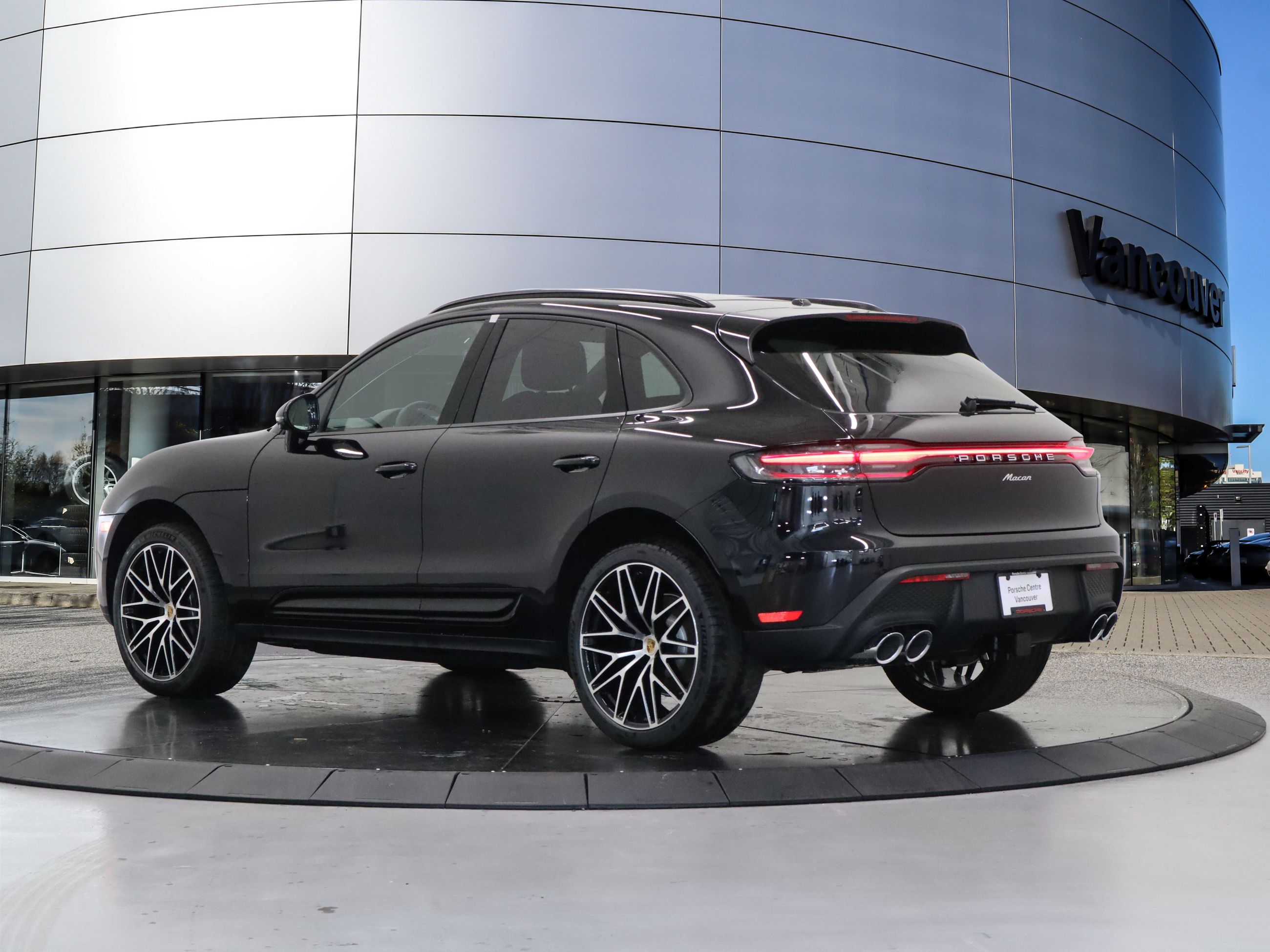 2026 Porsche Macan in Vancouver, British Columbia