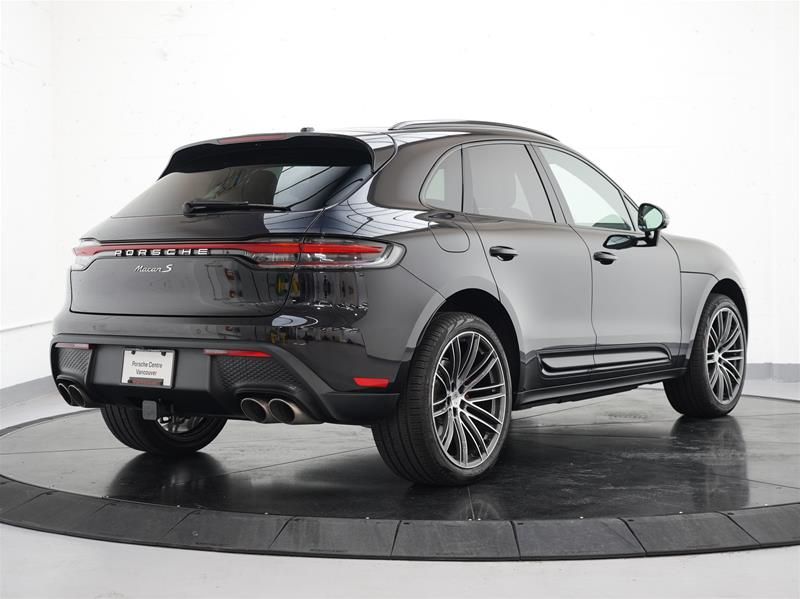 2026 Porsche Macan in Vancouver, British Columbia