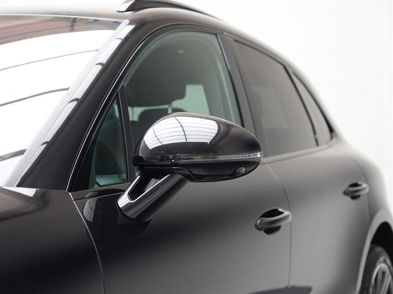 2026 Porsche Macan in Vancouver, British Columbia