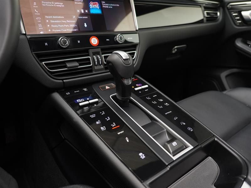 2026 Porsche Macan in Vancouver, British Columbia