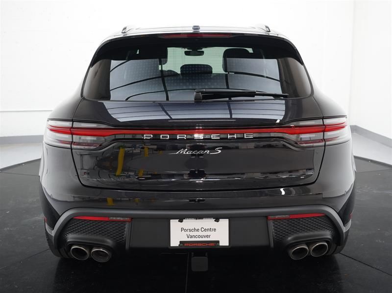 2026 Porsche Macan in Vancouver, British Columbia