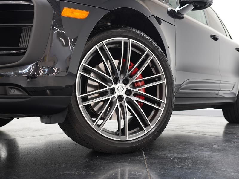 2026 Porsche Macan in Vancouver, British Columbia