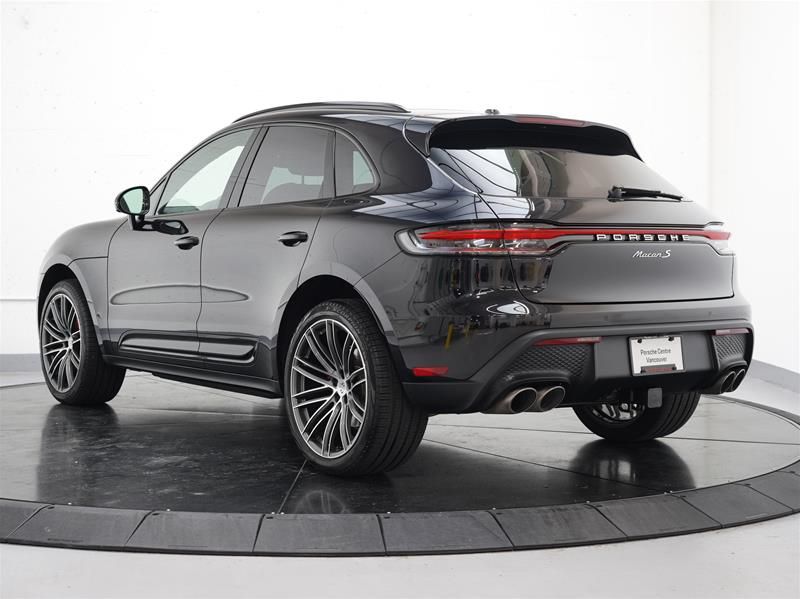 2026 Porsche Macan in Vancouver, British Columbia