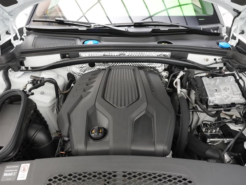 2026 Porsche Macan in Vancouver, British Columbia