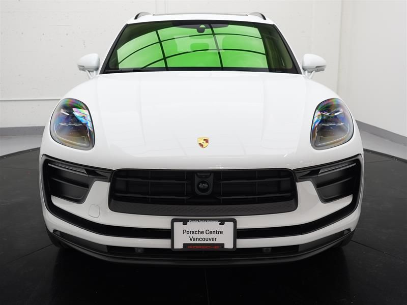 2026 Porsche Macan in Vancouver, British Columbia