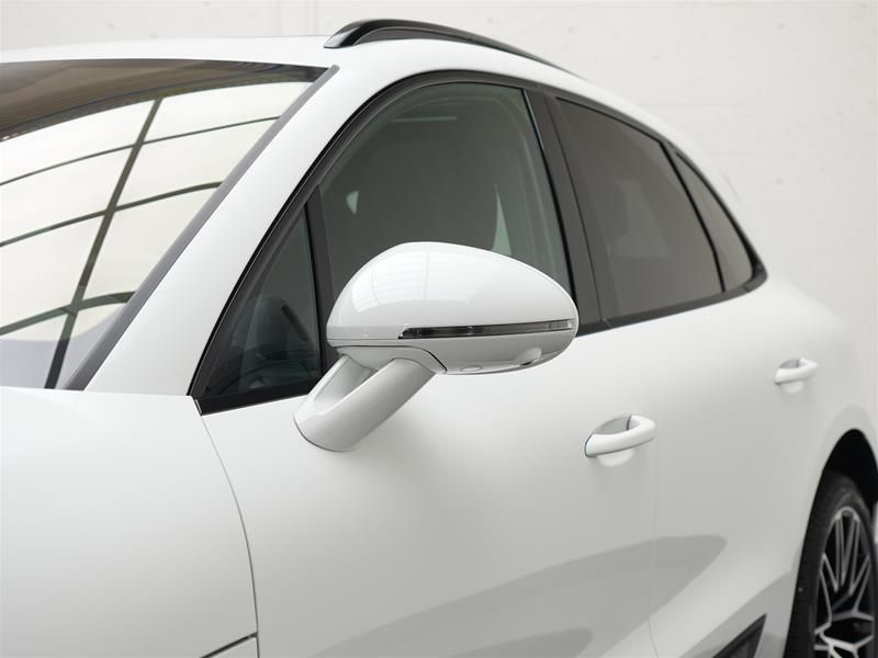 2026 Porsche Macan in Vancouver, British Columbia