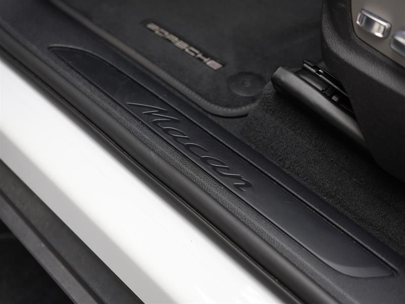 2026 Porsche Macan in Vancouver, British Columbia