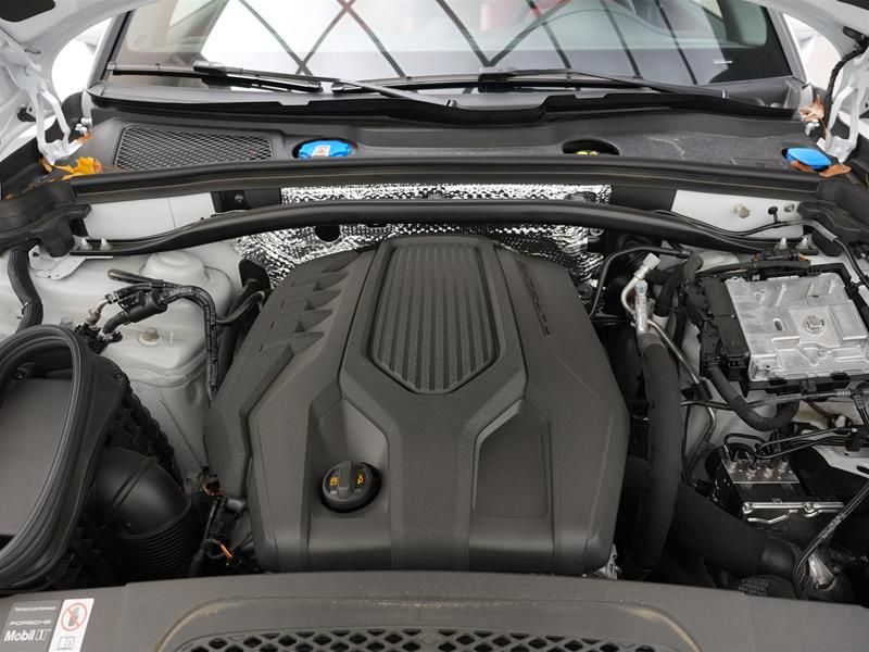2026 Porsche Macan in Vancouver, British Columbia