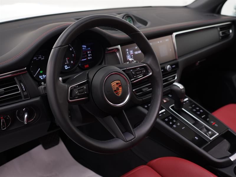 2026 Porsche Macan in Vancouver, British Columbia