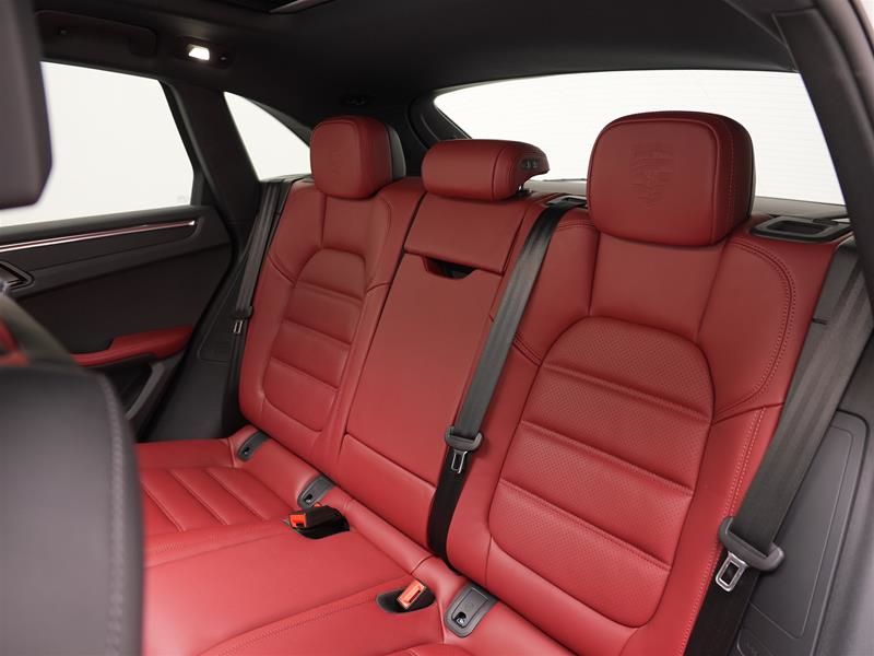 2026 Porsche Macan in Vancouver, British Columbia
