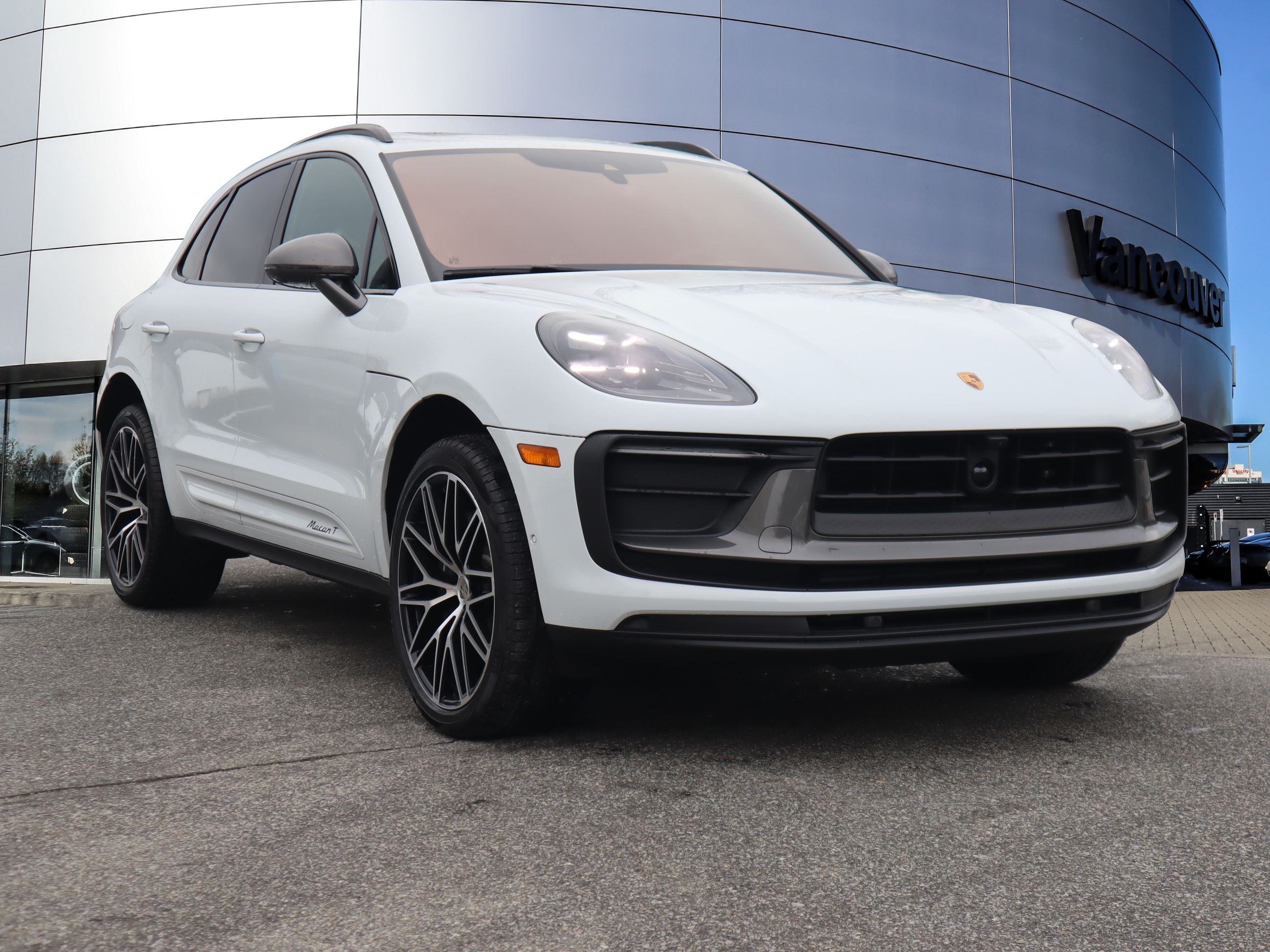 2026 Porsche Macan in Vancouver, British Columbia