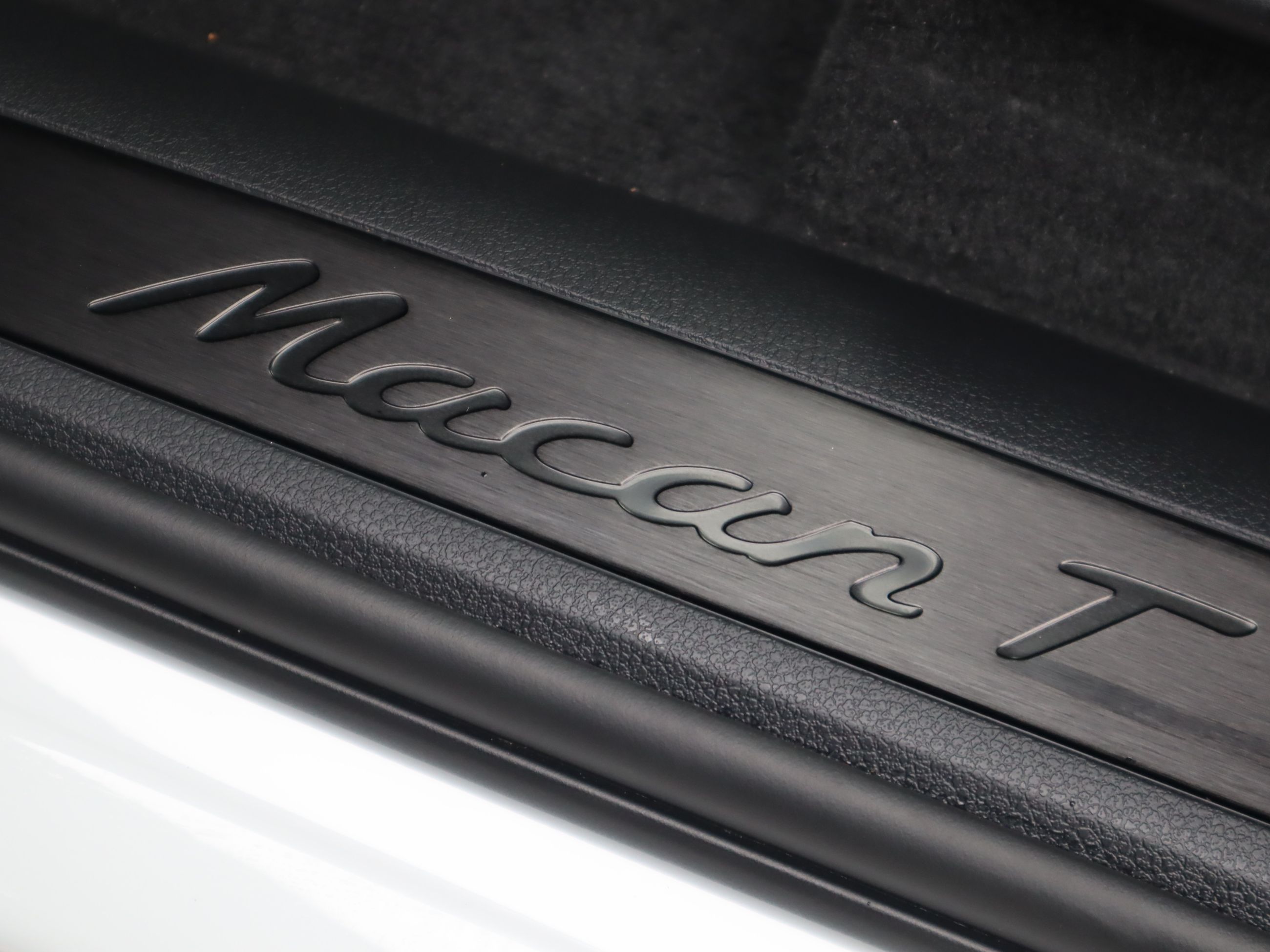 2026 Porsche Macan in Vancouver, British Columbia