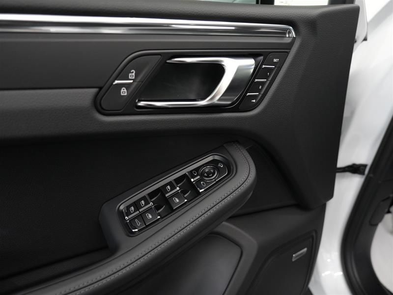 2026 Porsche Macan in Vancouver, British Columbia