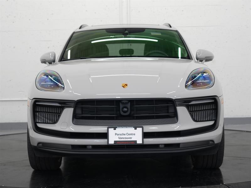 2026 Porsche Macan in Vancouver, British Columbia