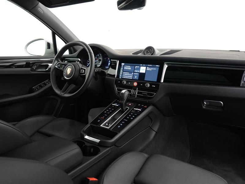 2026 Porsche Macan in Vancouver, British Columbia