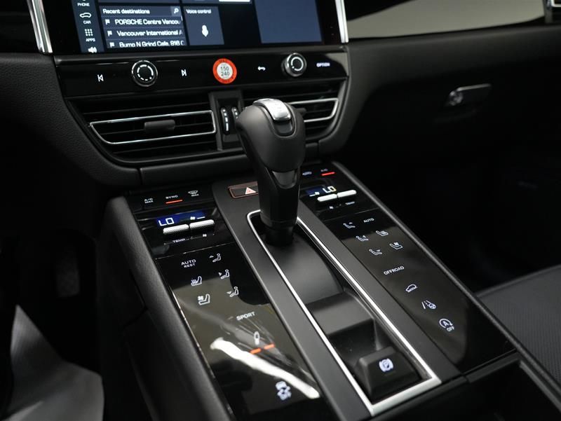 2026 Porsche Macan in Vancouver, British Columbia