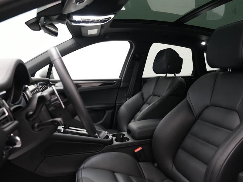 2026 Porsche Macan in Vancouver, British Columbia
